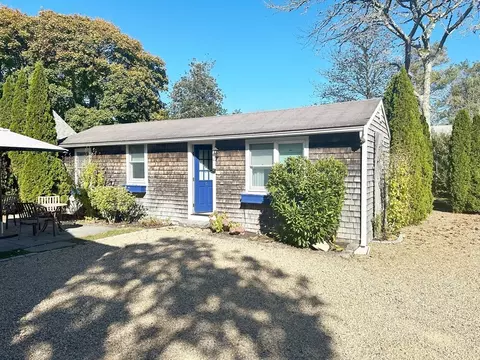 25 Simpsons Ln, Edgartown, MA 02539 photo 6