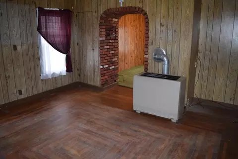 Living - 96 Mcgowan St, Fall River, MA 02723 photo 4 of 5
