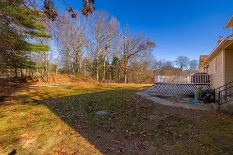 Exterior - 75 Klebart Ave, Webster, MA 01570 photo 5 of 10