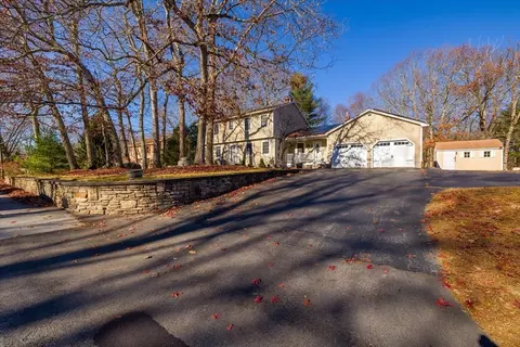 Exterior - 75 Klebart Ave, Webster, MA 01570 photo 10 of 10