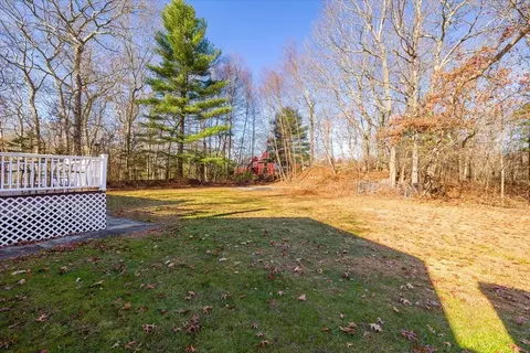 Exterior - 75 Klebart Ave, Webster, MA 01570 photo 6 of 10