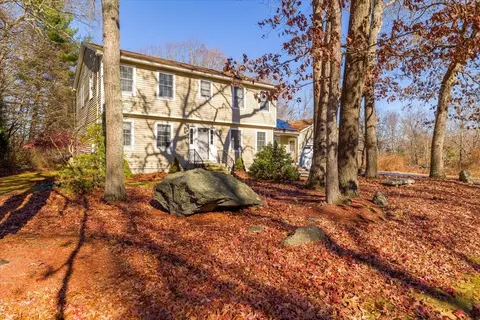 Exterior - 75 Klebart Ave, Webster, MA 01570 photo 7 of 10
