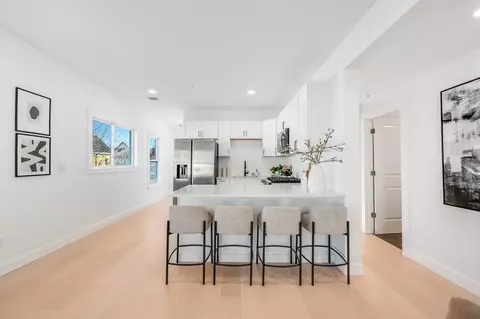 121 Florence St #2, Everett, MA 02149 photo 7