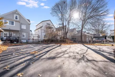 121 Florence St #2, Everett, MA 02149 photo 20