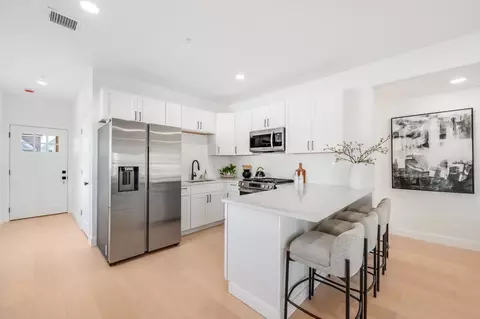 121 Florence St #2, Everett, MA 02149 photo 6