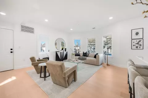 121 Florence St #2, Everett, MA 02149 photo 4