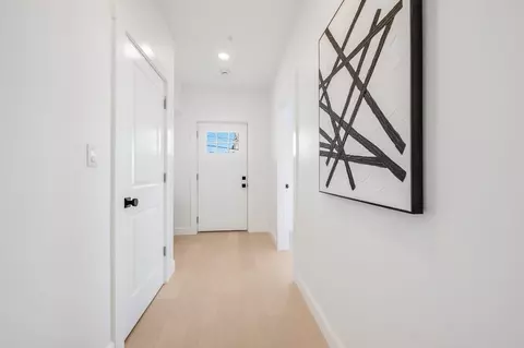 121 Florence St #1, Everett, MA 02149 photo 3