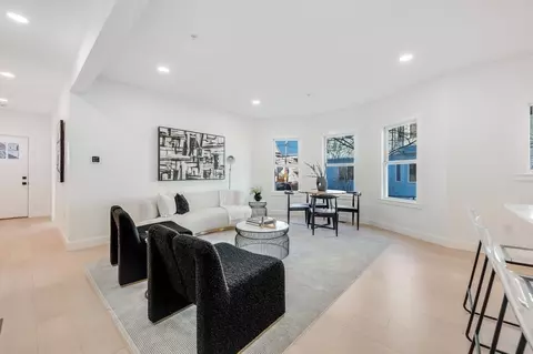 121 Florence St #1, Everett, MA 02149 photo 8