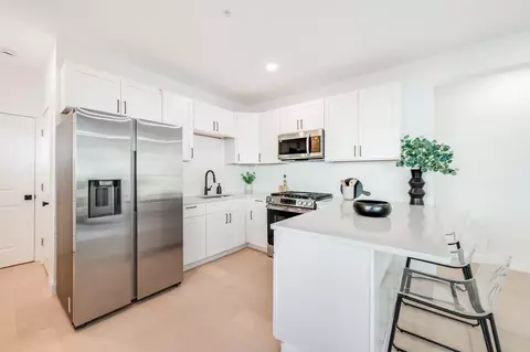 121 Florence St #1, Everett, MA 02149 photo 11