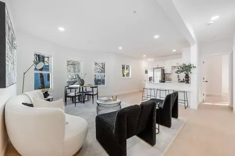 121 Florence St #1, Everett, MA 02149
