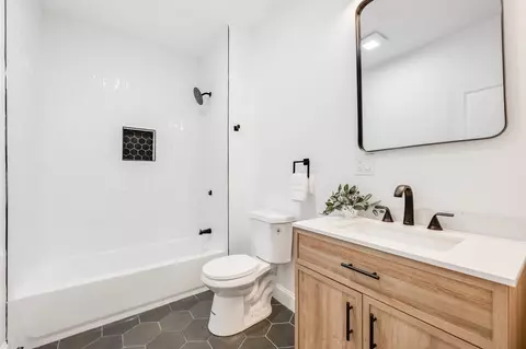 121 Florence St #1, Everett, MA 02149 photo 14