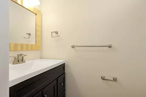 35 Harrison St #A, Roslindale, MA 02131 photo 17
