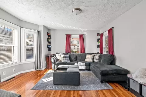 15 Ridgeway St, Lynn, MA 01902 photo 4