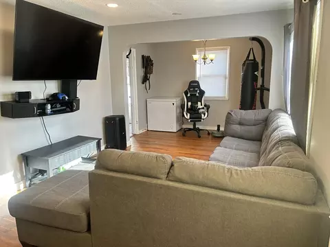 Living - 70 Amore Rd, Springfield, MA 01109 photo 3 of 6