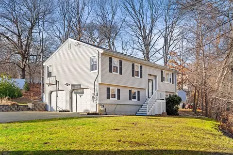 46 Washington St, Methuen, MA 01844