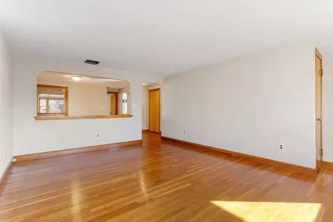 32 Duncan Rd, Everett, MA 02149 photo 3