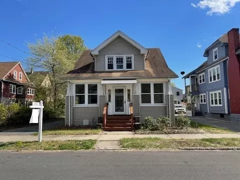 19 Taft St, Springfield, MA 01108