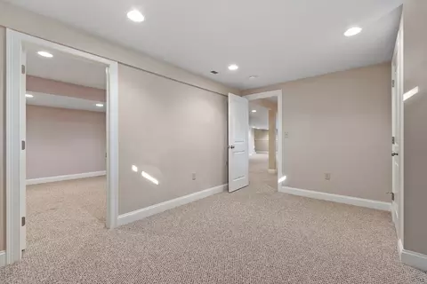 Bedroom - 71 Hickory Way, Ayer, MA 01432 photo 4 of 4