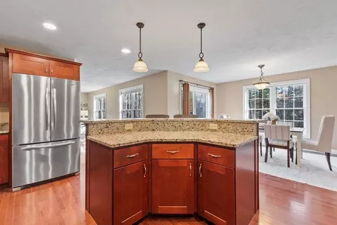 Kitchen - 71 Hickory Way, Ayer, MA 01432 photo 2 of 4