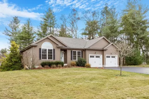 Exterior - 71 Hickory Way, Ayer, MA 01432 photo 2 of 4