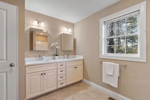 Bath - 71 Hickory Way, Ayer, MA 01432 photo 1 of 4