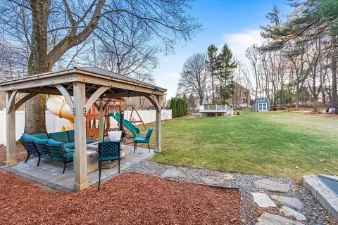 9 Walter St, Worcester, MA 01609 photo 14
