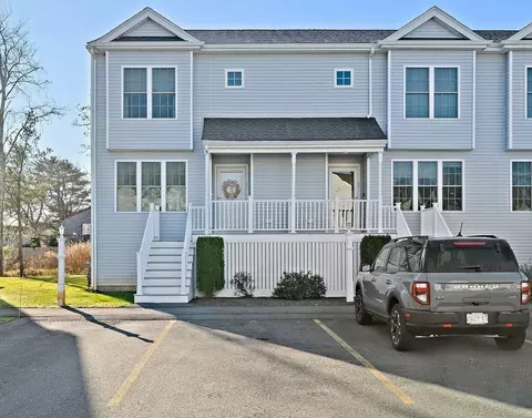 1 Paradise Ln #C1, Whitman, MA 02382