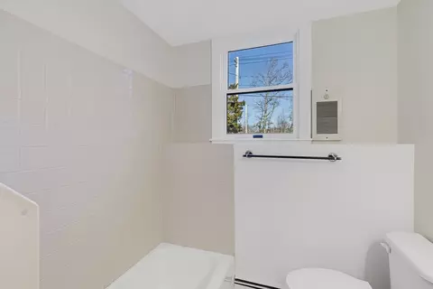 Bath - 300 Wethersfield St, Rowley, MA 01969 photo 3 of 3