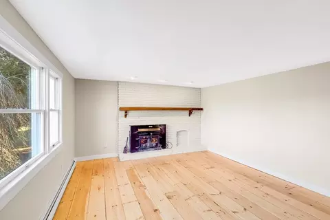 Living - 300 Wethersfield St, Rowley, MA 01969 photo 2 of 7