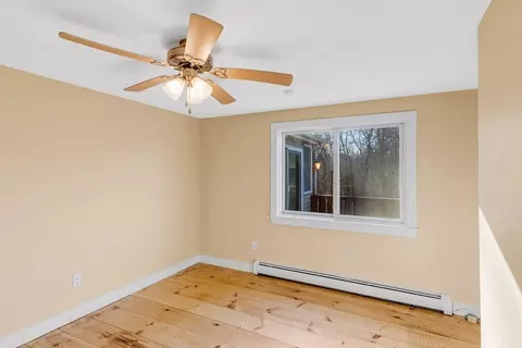 Bedroom - 300 Wethersfield St, Rowley, MA 01969 photo 2 of 8