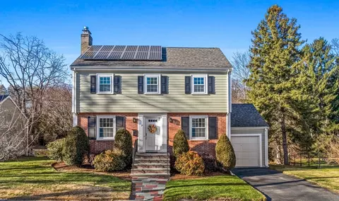 21 Neillian Cres, Boston, MA 02130