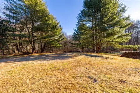 Exterior - 359 Bemis Rd, Warren, MA 01083 photo 4 of 7