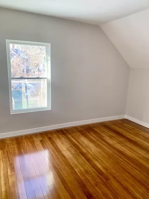 81 James St, Springfield, MA 01105 photo 22