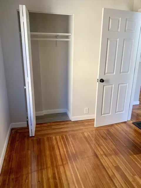 81 James St, Springfield, MA 01105 photo 15