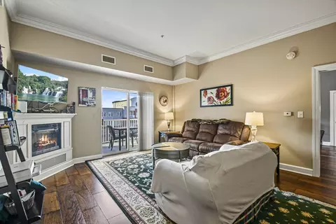 38 Village Rd #709, Middleton, MA 01949