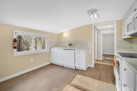 69 Bassing St, Springfield, MA 01108 photo 31