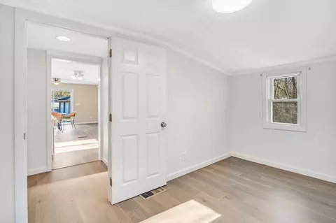 69 Bassing St, Springfield, MA 01108 photo 35