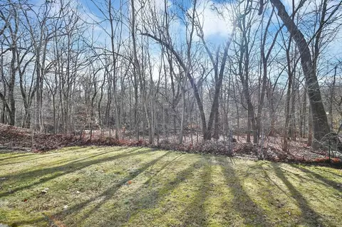 69 Bassing St, Springfield, MA 01108 photo 6