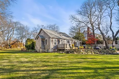 85 Arleita St, Marshfield, MA 02050