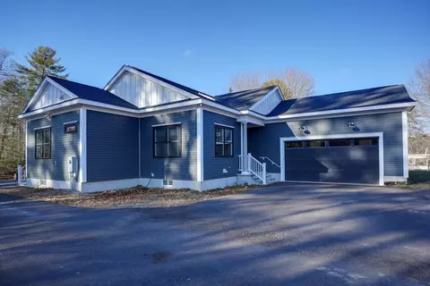 252 Scadding St, Taunton, MA 02780