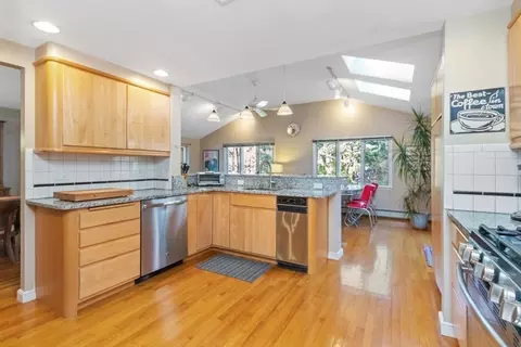 65 Blake, Needham, MA 02494 photo 6