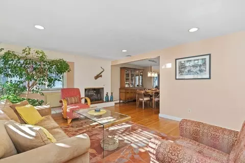 65 Blake, Needham, MA 02494 photo 3