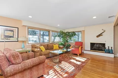 65 Blake, Needham, MA 02494 photo 2