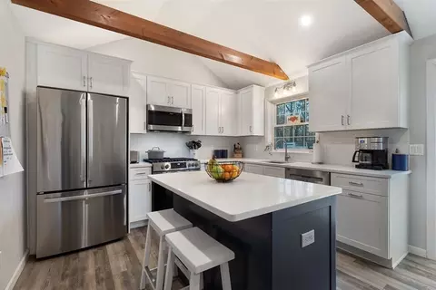 29 Peacock Dr, Barnstable, MA 02601 photo 5