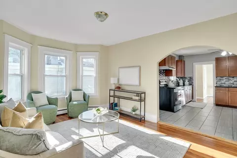 24 Oak St #2, Cambridge, MA 02139
