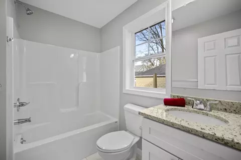 4 Wilber, Springfield, MA 01104 photo 16