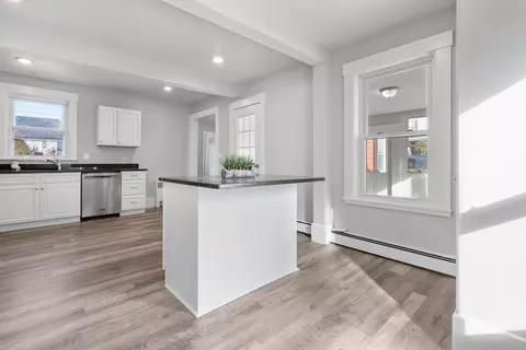 Entry Way - 89 Maple St, Gardner, MA 01440 photo 6 of 6