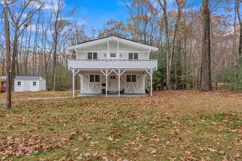 503 Hilltop Rd, Lancaster, MA 01523 photo 1