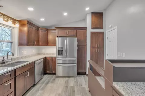 503 Hilltop Rd, Lancaster, MA 01523 photo 13