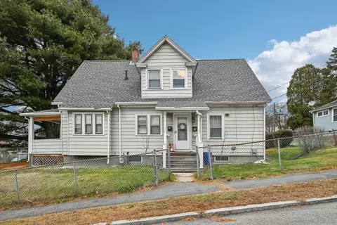906 Southbridge St, Worcester, MA 01610